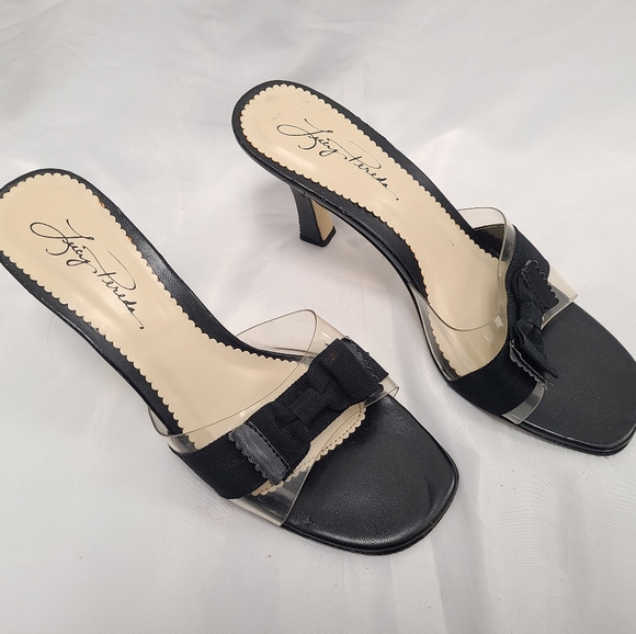 Lucy Pereda Black Leather Heels with bow - Picture 8 of 9